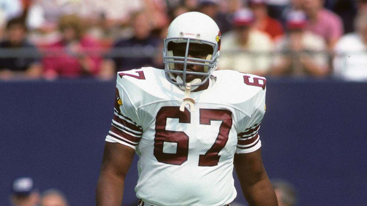 Luis Sharpe, ícone do futebol americano, morre aos 65 anos Luis Sharpe, ícone do futebol americano, morre aos 65 anos