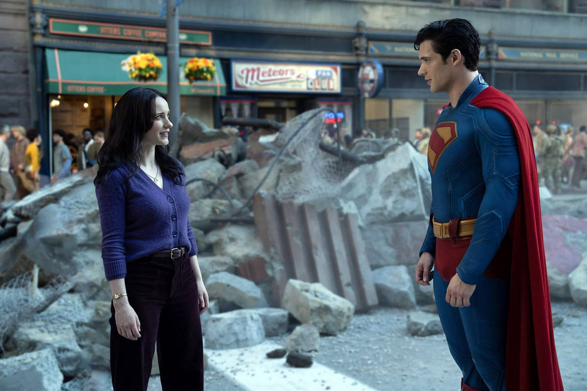 Censores indianos removem cena de beijo do filme 'Superman' por ser muito sensual Cena do filme 'Superman' com David Corenswet e Rachel Brosnahan (Foto: Cortesia Warner Bros)