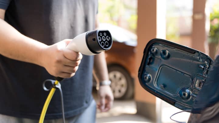 Aproveite o crédito de R$ 7.500 para veículos elétricos antes que acabe Tashdique Mehtaj Ahmed | Moment | Getty Images