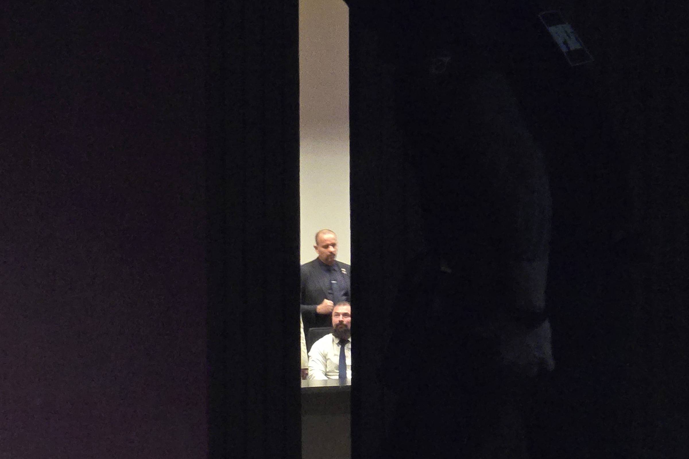 Oposição ocupa auditório Nereu Ramos supostamente para impedir Hugo Motta de realizar sessão da Câmara (Foto: Ranier Bragon/Folhapress)