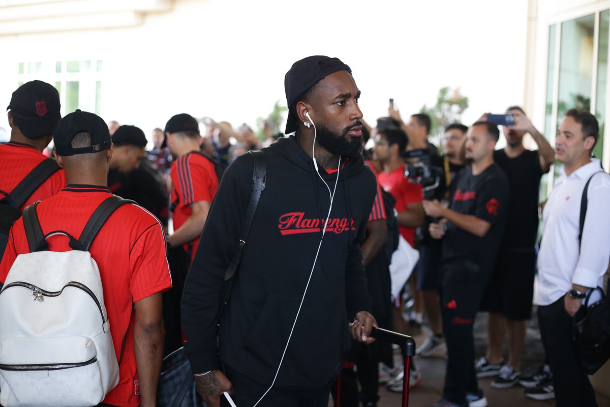Gerson expressa arrependimento por deixar fortuna na Arábia e ir para o Zenit Gerson (Foto: Gilvan de Souza / Flamengo)
