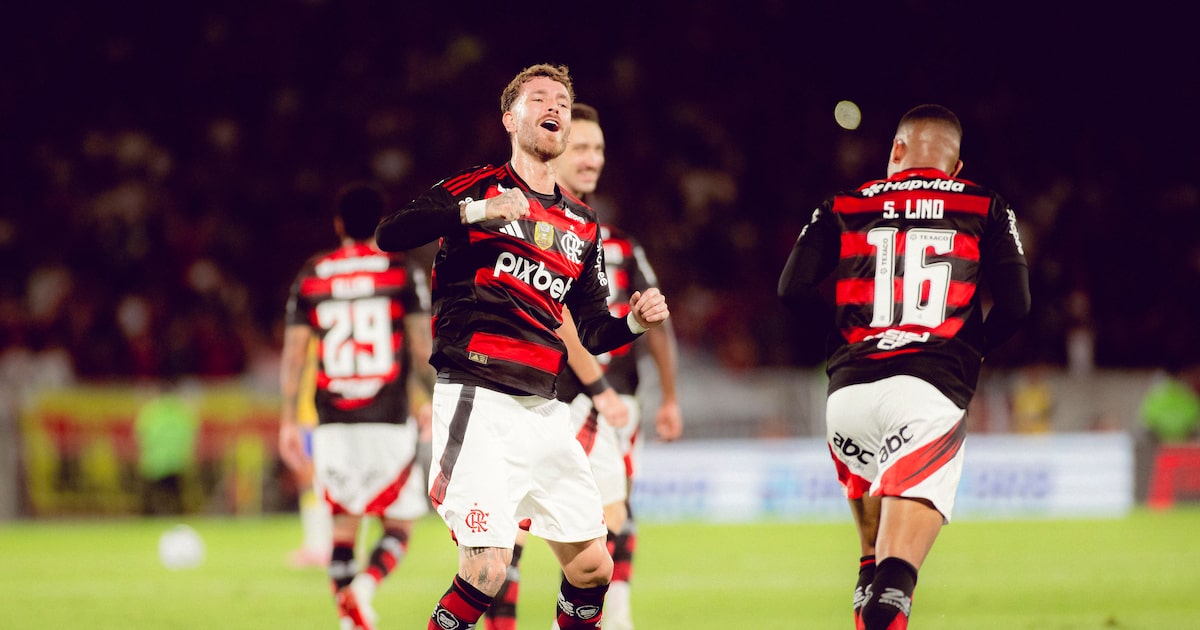 Flamengo se destaca em meio à instabilidade dos concorrentes no campeonato