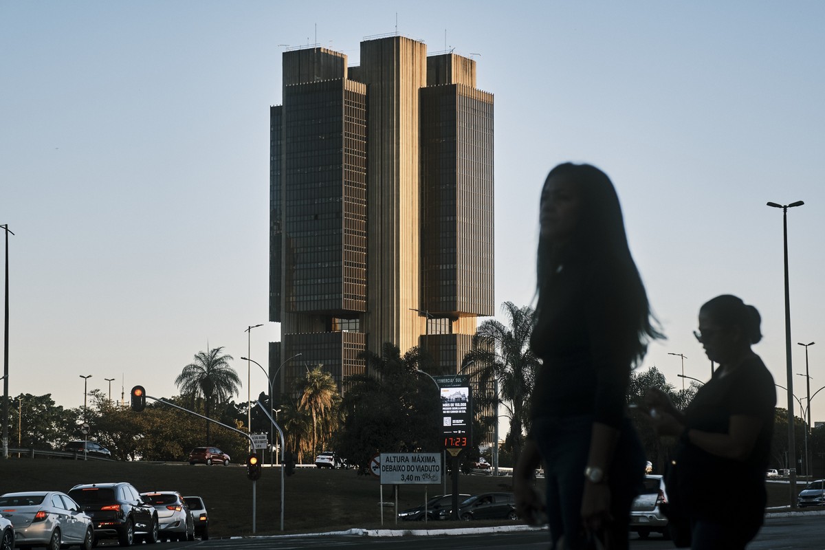 Juros permanecem altos por tempo prolongado, alerta ata do comitê econômico Sede do Banco Central do Brasil, em Brasília (Foto: Gustavo Minas / Bloomberg)