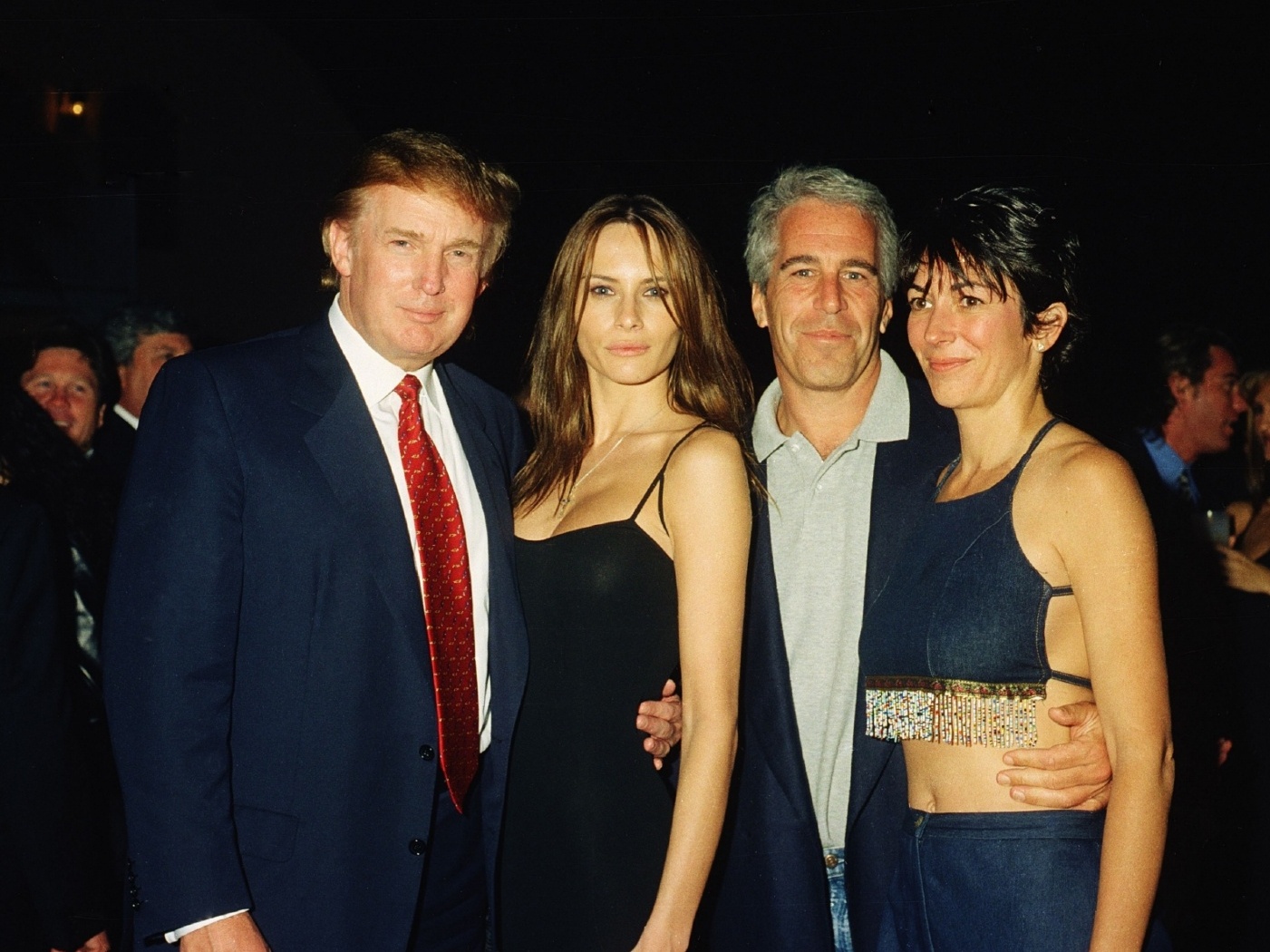 Trump enfrenta descontentamento crescente entre apoiadores do MAGA Donald Trump, Melania, Jeffrey Epstein e Ghislaine Maxwell (Foto: Davidoff Studios/Getty Images)