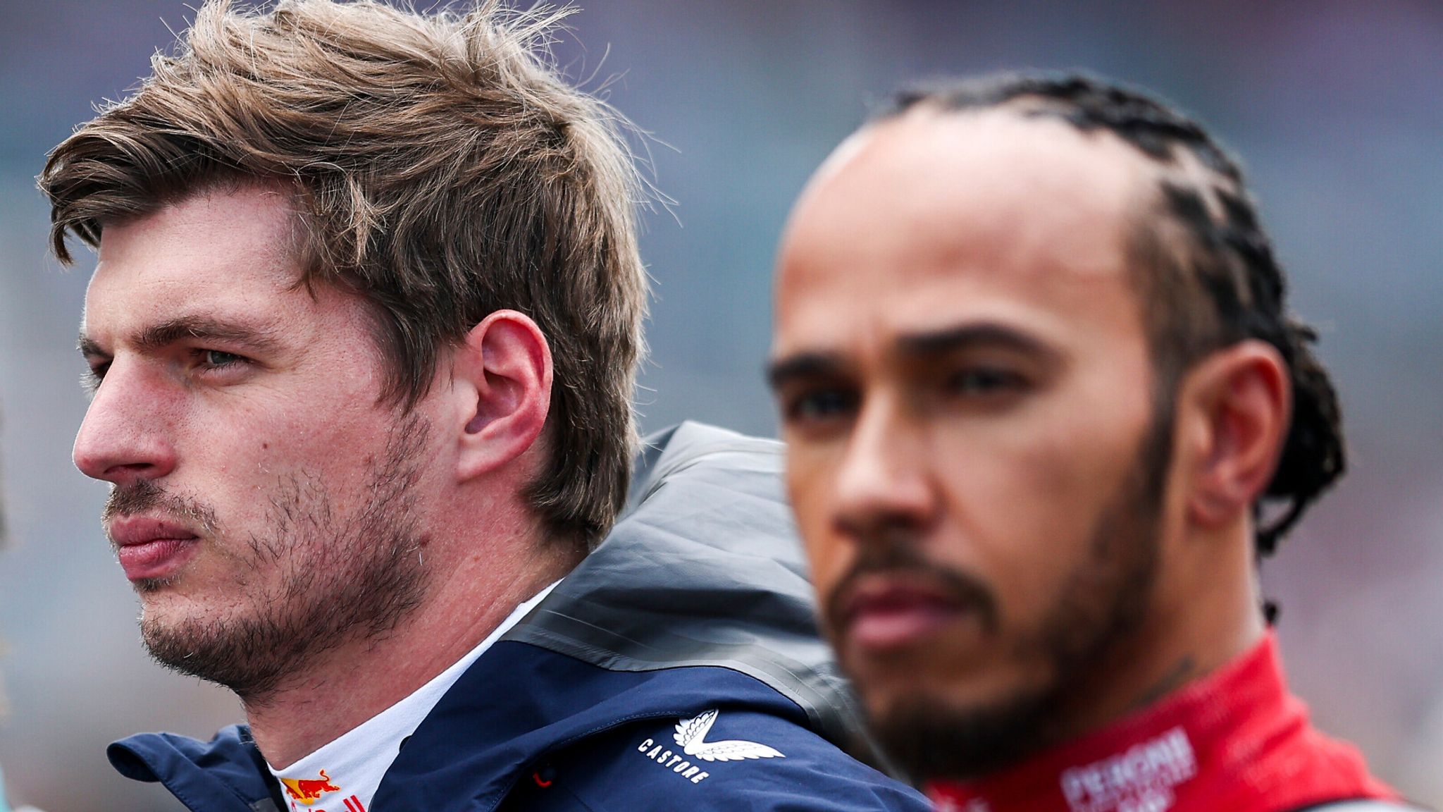 Hamilton afirma que não vê problemas em Verstappen se juntar à Mercedes Foto: Reprodução