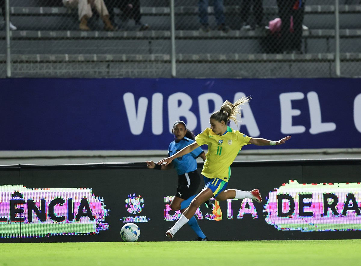 Gio Garbelini, atacante da seleção brasileira, vive grande fase — Foto: Lívia Villas Boas/CBF