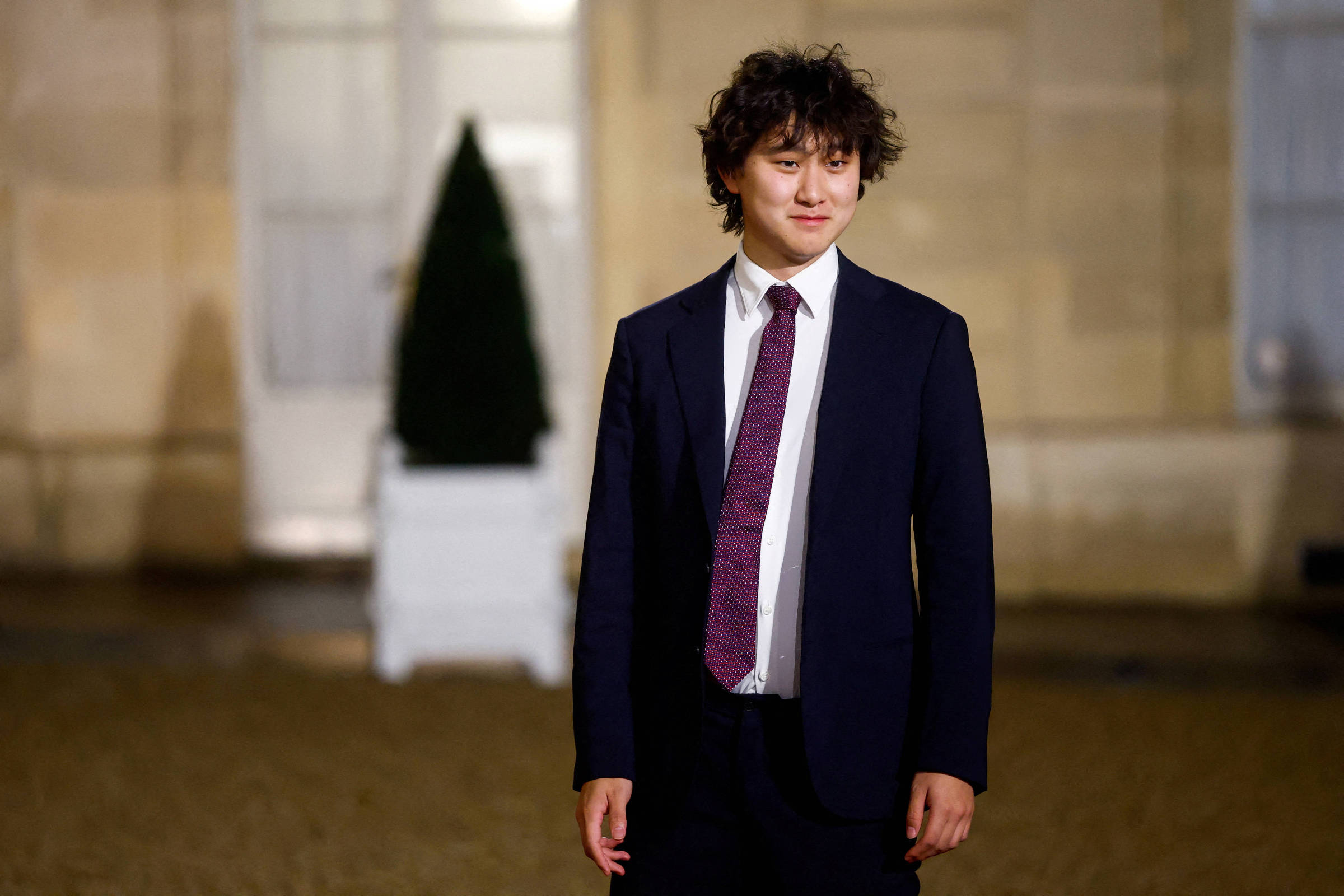 Meta investe US$ 14 bilhões em inteligência artificial com Alexandr Wang como aposta principal Alexandr Wang, CEO da Scale AI (Foto: Gonzalo Fuentes/10.fev.25/Reuters)