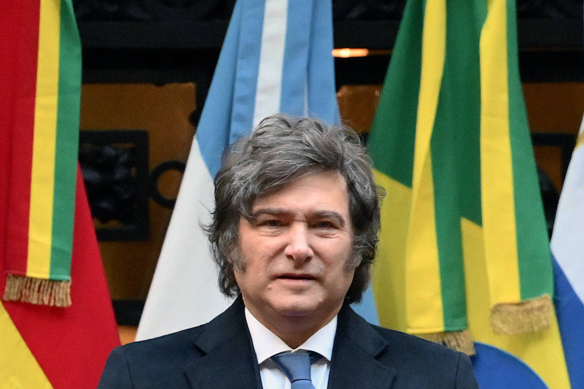 O presidente da Argentina, Javier Milei, durante evento com líderes do Mercosul (Foto: Luis Robayo - 3.jul.2025/AFP)