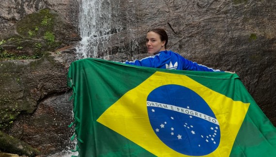 Alice Wegmann comenta sobre tornozeleira de Bolsonaro após operação da PF Alice Wegmann se manifesta sobre tornozeleira em Bolsonaro (Foto: Reprodução)