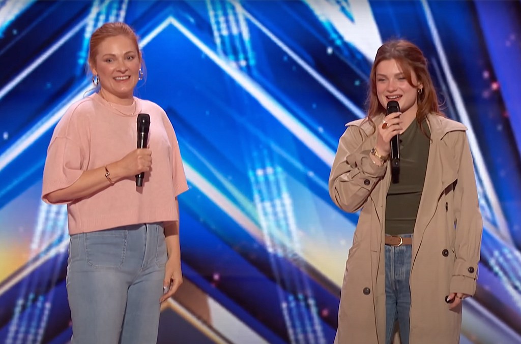 Uma fã do 'America's Got Talent' que se tornou concorrente impressionou Simon Cowell após sua mãe surpreendê-la com uma audição. (Foto: Reprodução)