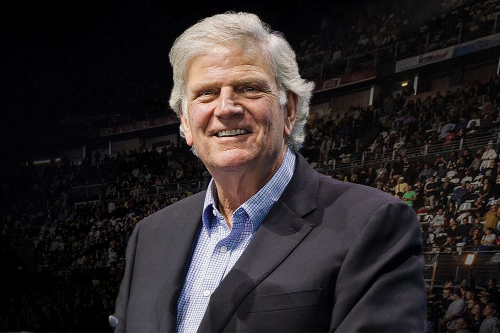 Franklin Graham lança fundo para defender a pregação do Evangelho contra censura Franklin Graham: “Vamos continuar pregando o Evangelho com coragem e compaixão.” (Foto: Associação Evangelística Billy Graham)