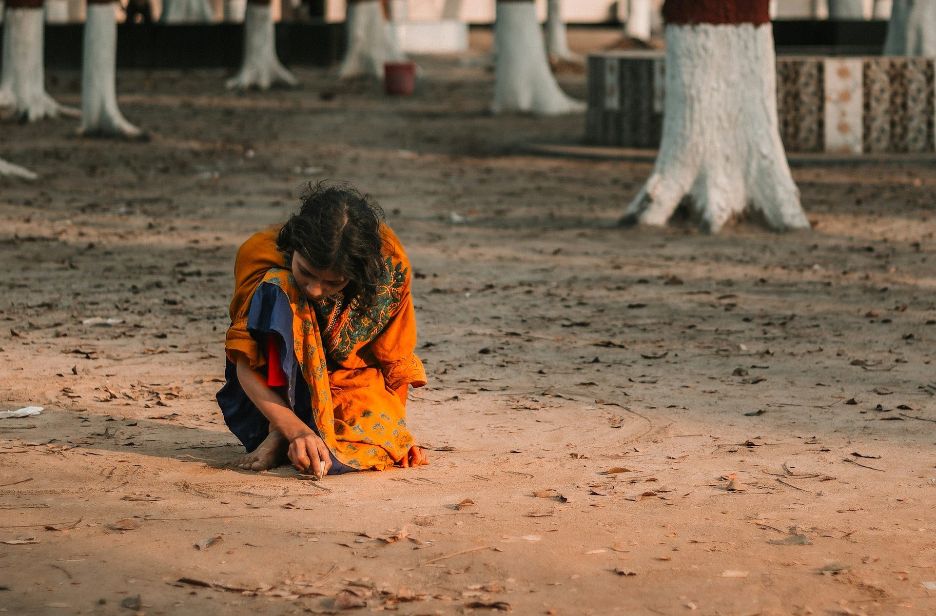 Menina cristã escapa de cativeiro após dois anos e agradece a Deus pelo resgate Muskan Liaqat foi sequestrada sob a mira de uma arma. (Foto: Unsplash/ Kabiur Rahman Riyad)