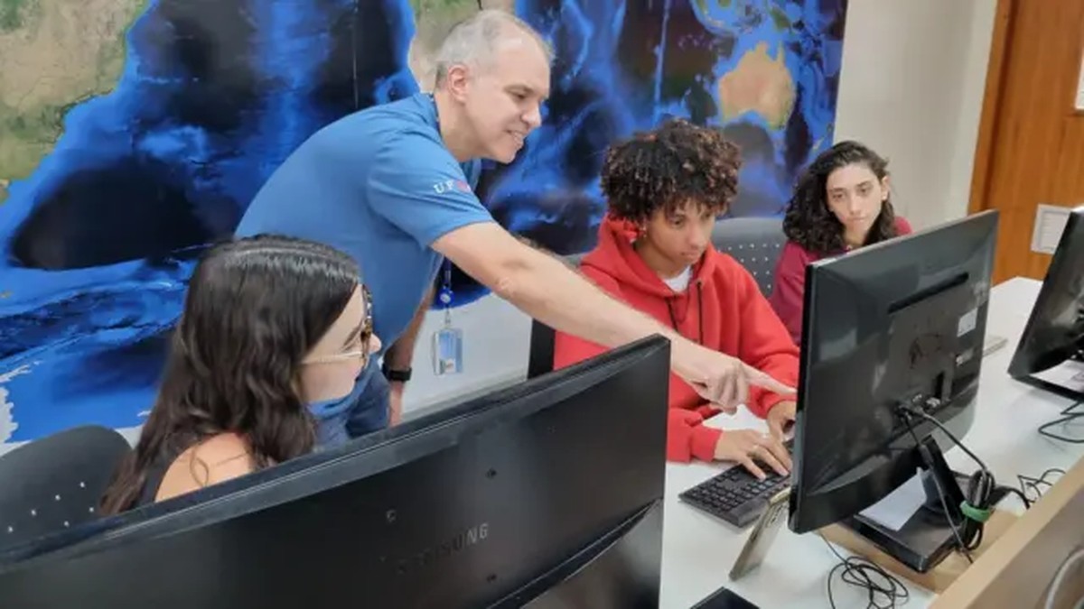 Inteligência artificial gera textos e desafia identificação humana e robótica Foto: Reprodução