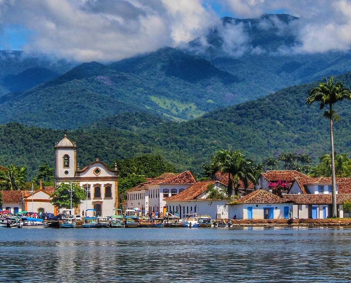 Descubra cinco destinos imperdíveis em Paraty durante o evento literário 5 lugares para conhecer em Paraty durante o evento literário (Foto: Reprodução/Instagram @paratyexperience)
