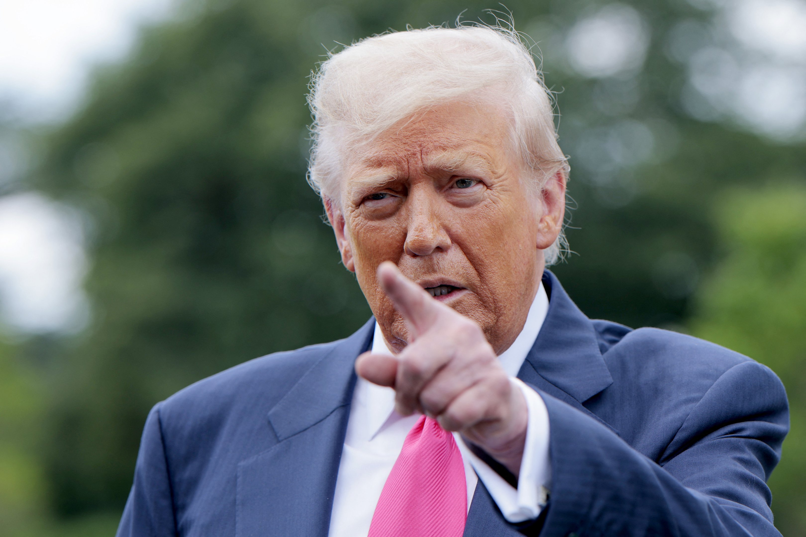 Mercado reage a tarifas de Trump, retorno do IOF e resultados da Netflix Com lucro recorde, JPMorgan vale mais que três maiores rivais combinados (Foto: Reprodução)