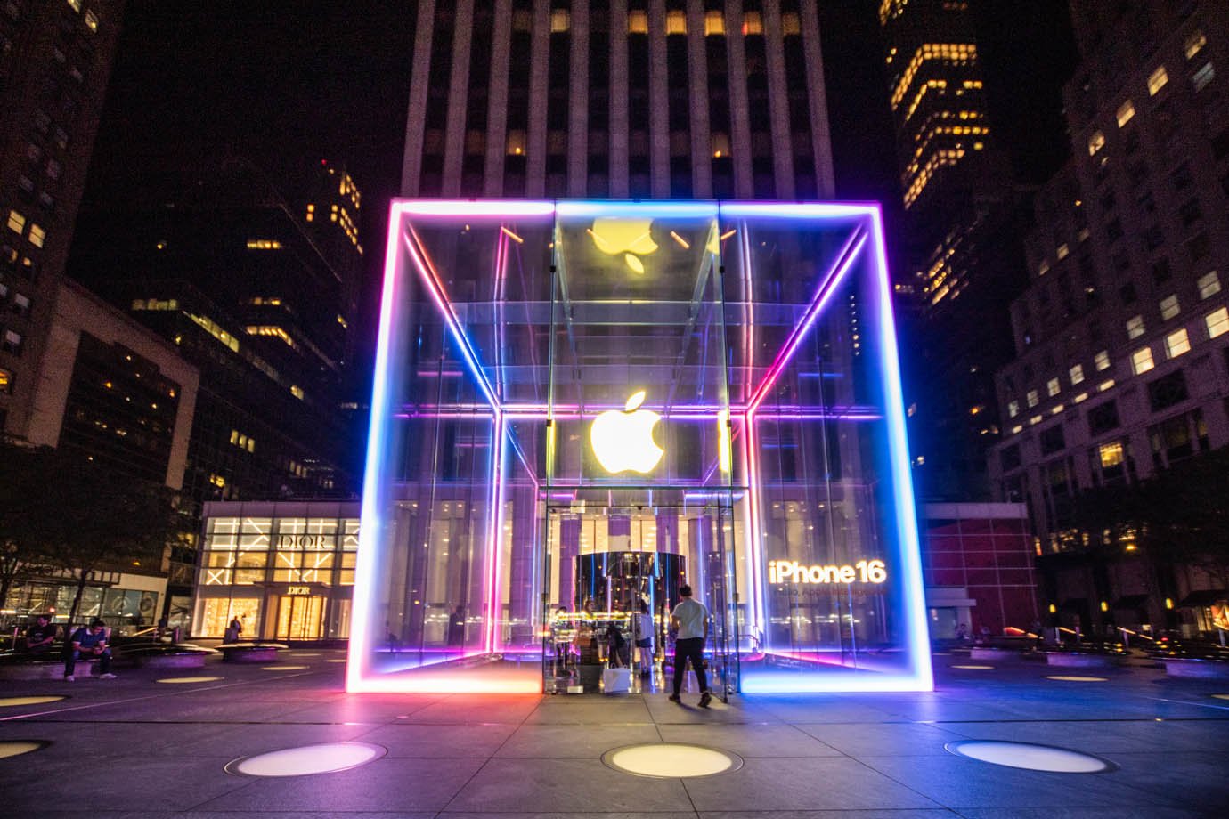 Wall Street se mantém firme enquanto big techs apostam em tempos de incerteza Ata do Copom, fala de Powell e tensão no Oriente Médio: o que move o mercado (Foto: Reprodução)