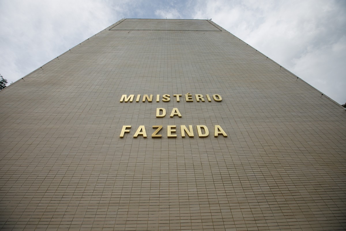 IFI aponta que metas fiscais de 2026 são inatingíveis e pede reforma urgente Ministério da Fazenda em Brasília — Foto: Brenno Carvalho / Agência O Globo