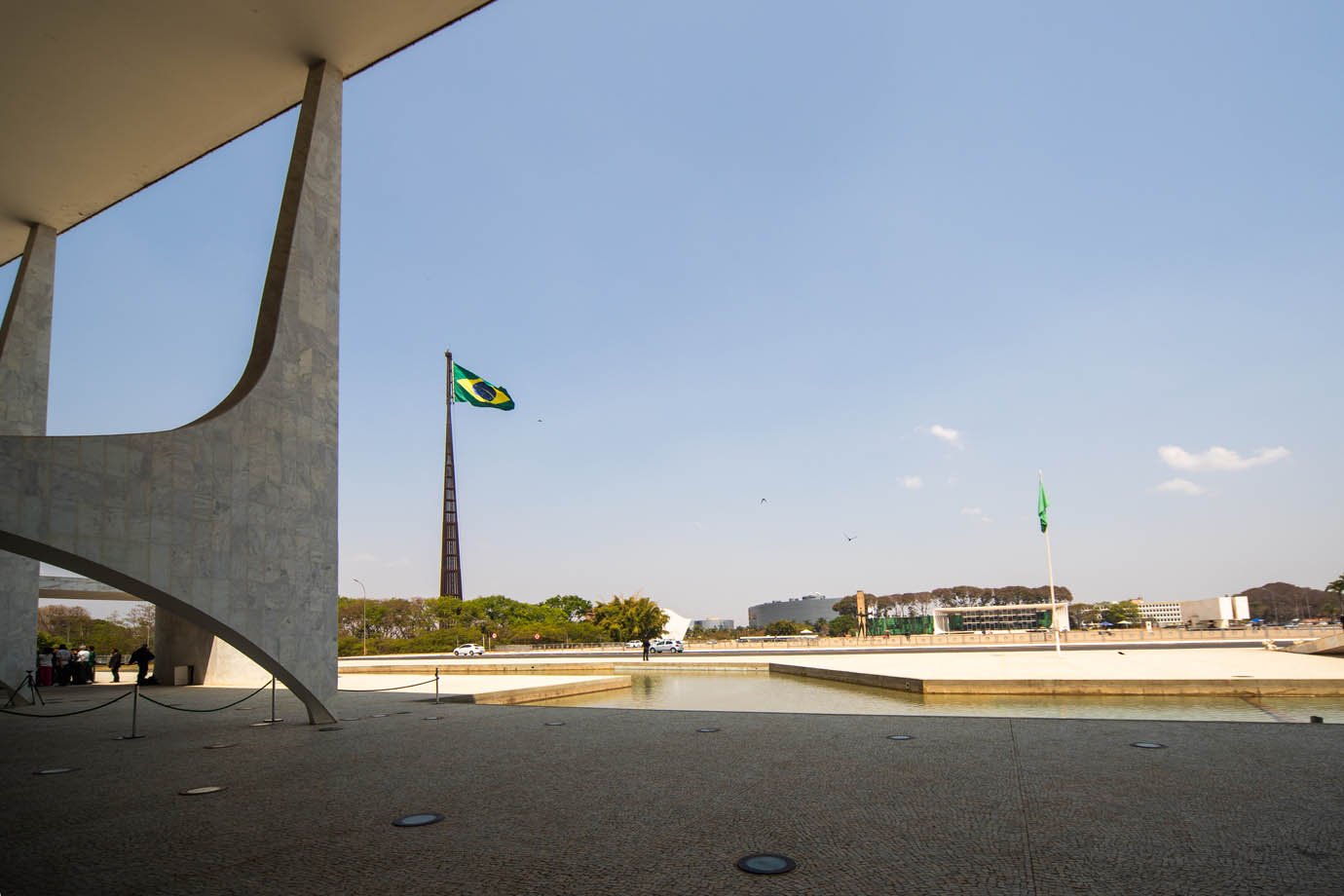 Governo se reúne com empresários para discutir tarifaço e mobilizar a sociedade Estratégia de Lula passa por responsabilizar o ex-presidente Jair Bolsonaro e os seus filhos pela medida anunciada por Trump. Com isso, Lula pretende buscar apoio entre os eleitores de centro que não se identificam com o Partido dos Trabalhadores (PT) e nem com os bolsonaristas. (Foto: Leandro Fonseca/Exame)