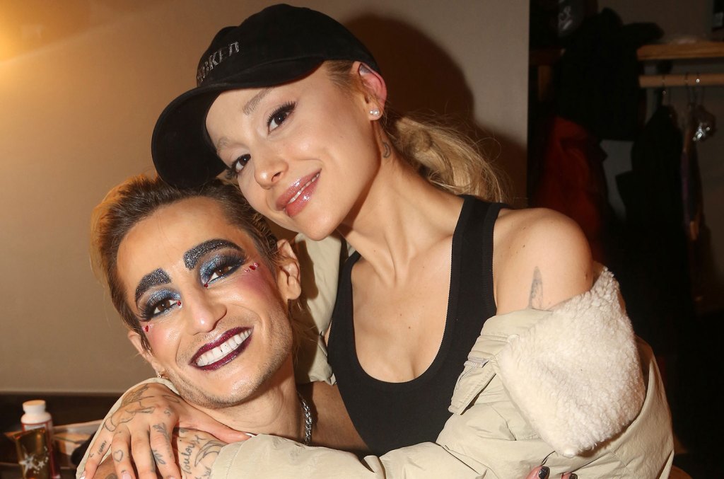 Ariana Grande participa do remix de 'Hotel Rock Bottom' de Frankie e revela data de lançamento A partir do álbum de estreia de Frankie Grande, 'Hotel Rock Bottom', no mês passado, Ariana Grande se juntará ao irmão em um remix da faixa-título. (Foto: Reprodução)