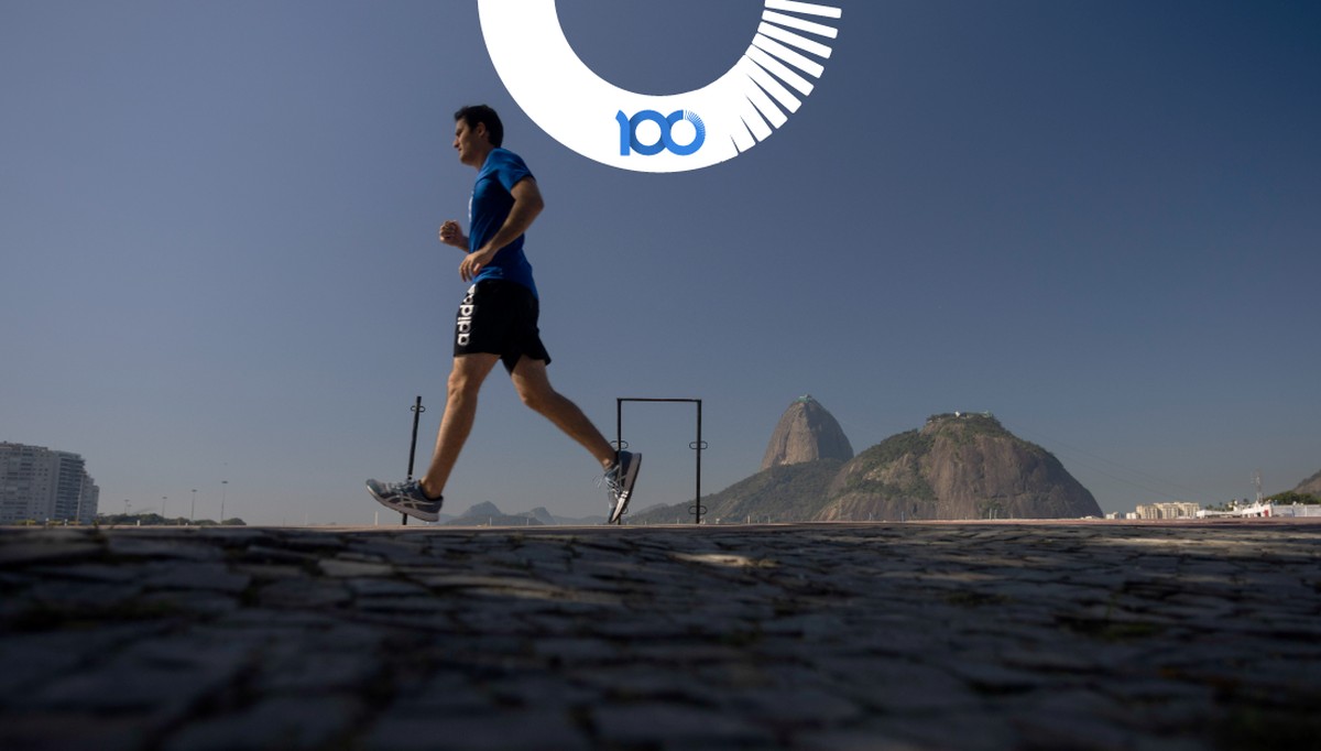 Corredor no Aterro do Flamengo na Maratona do Rio (Foto: Márcia Foletto / Agência O Globo)