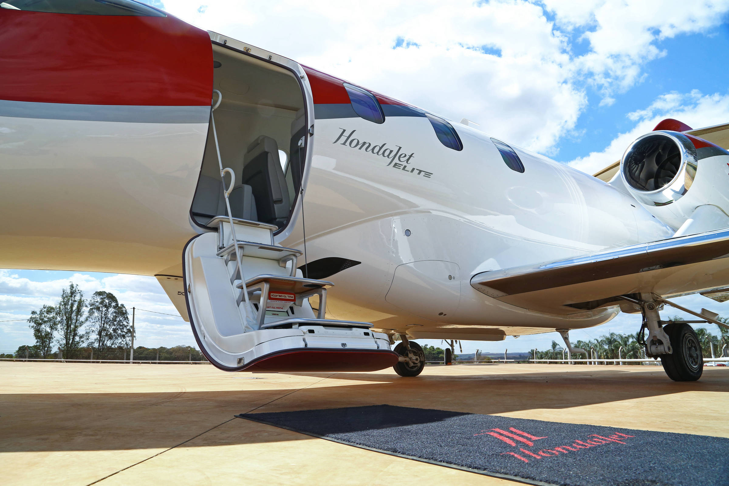 Governadores propõem nova tributação sobre jatinhos e iates de luxo Jato leve HondaJet Elite S, fabricado pela Honda Aircraft Company (Foto: Divulgação/Líder)