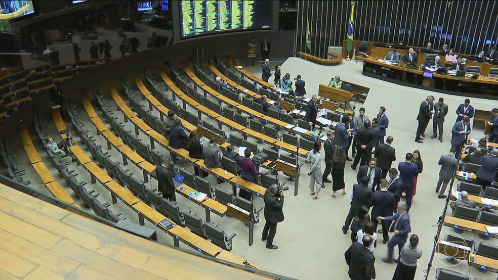 Campanha online com ataques ao Congresso gera apreensão entre autoridades Campanha na internet com ataques ao Congresso provoca preocupação e apelos por moderação (Foto: Jornal Nacional/ Reprodução)