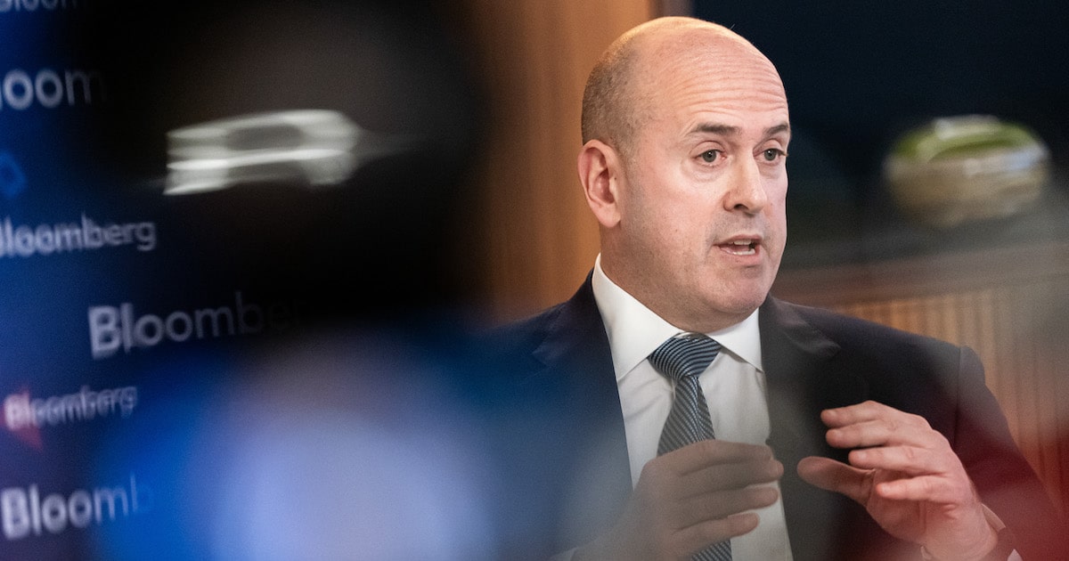 Carlyle reestrutura liderança e nomeia três novos copresidentes Mudança 'alinha os executivos com as prioridades centrais', diz o CEO. (Foto: Nathan Howard/Bloomberg)