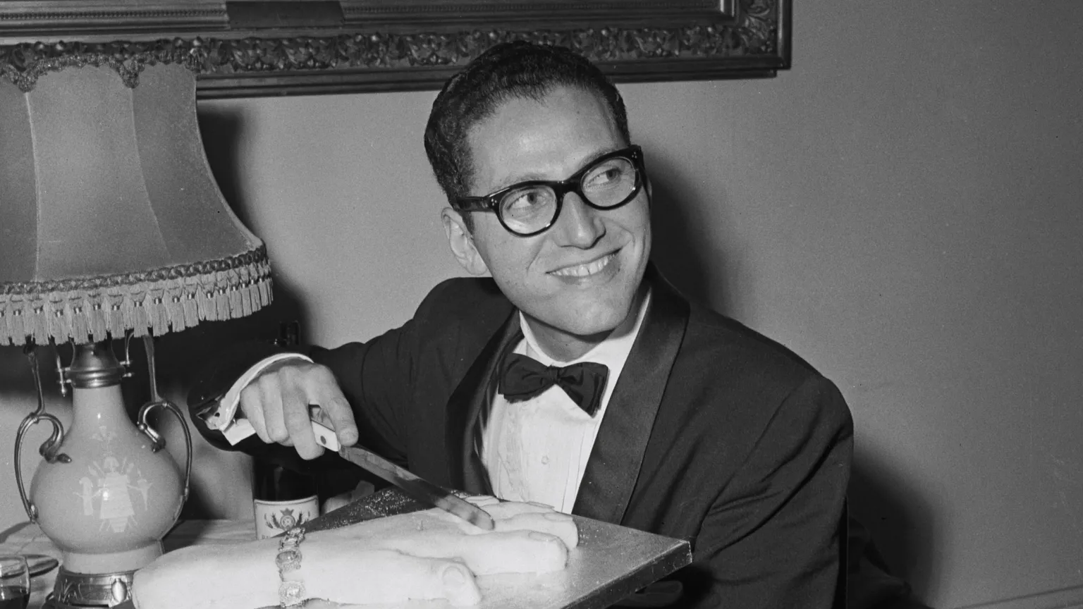 As canções sombriamente cômicas de Lehrer foram populares nas décadas de 1950 e 1960 (Foto: Getty Images)