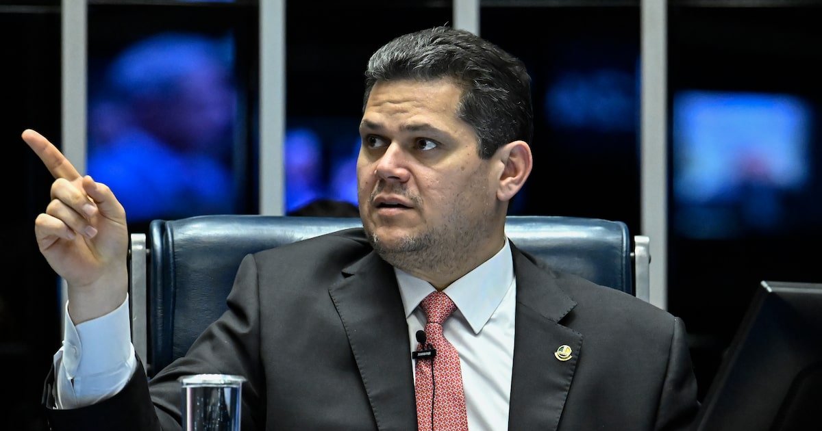 Alcolumbre propõe restrições para ações do STF contra o Legislativo Davi Alcolumbre, presidente do Senado, trará proposição à reunião de líderes na próxima semana. (Foto: Andressa Anholete/Agencia Senado)