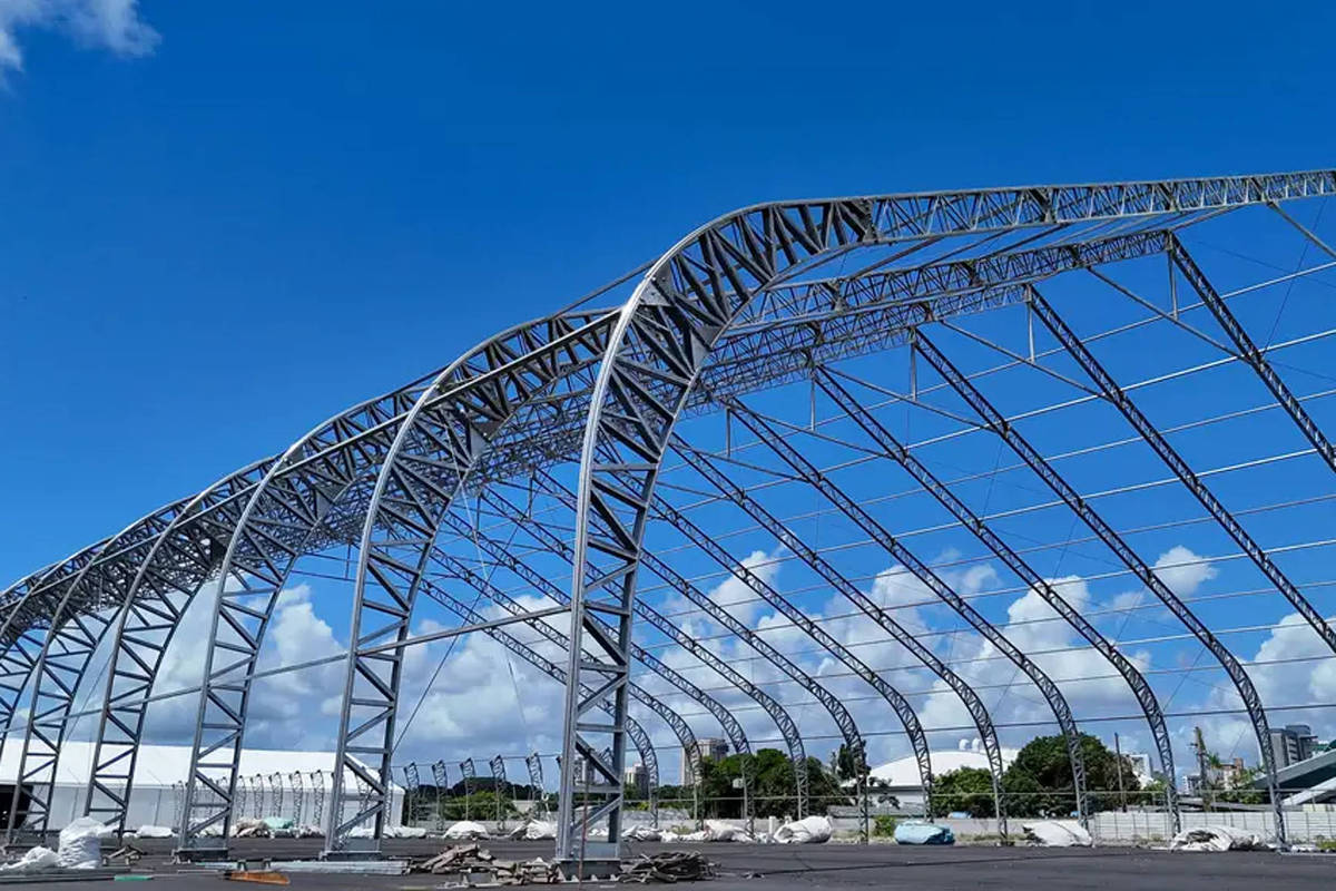 Montagem de pavilhões e salas da COP30 avança; confira os detalhes Pavilhão da COP30 em montagem no Parque da Cidade, em Belém (Foto: Edivaldo Sodré/Divulgação/Agência Pará)