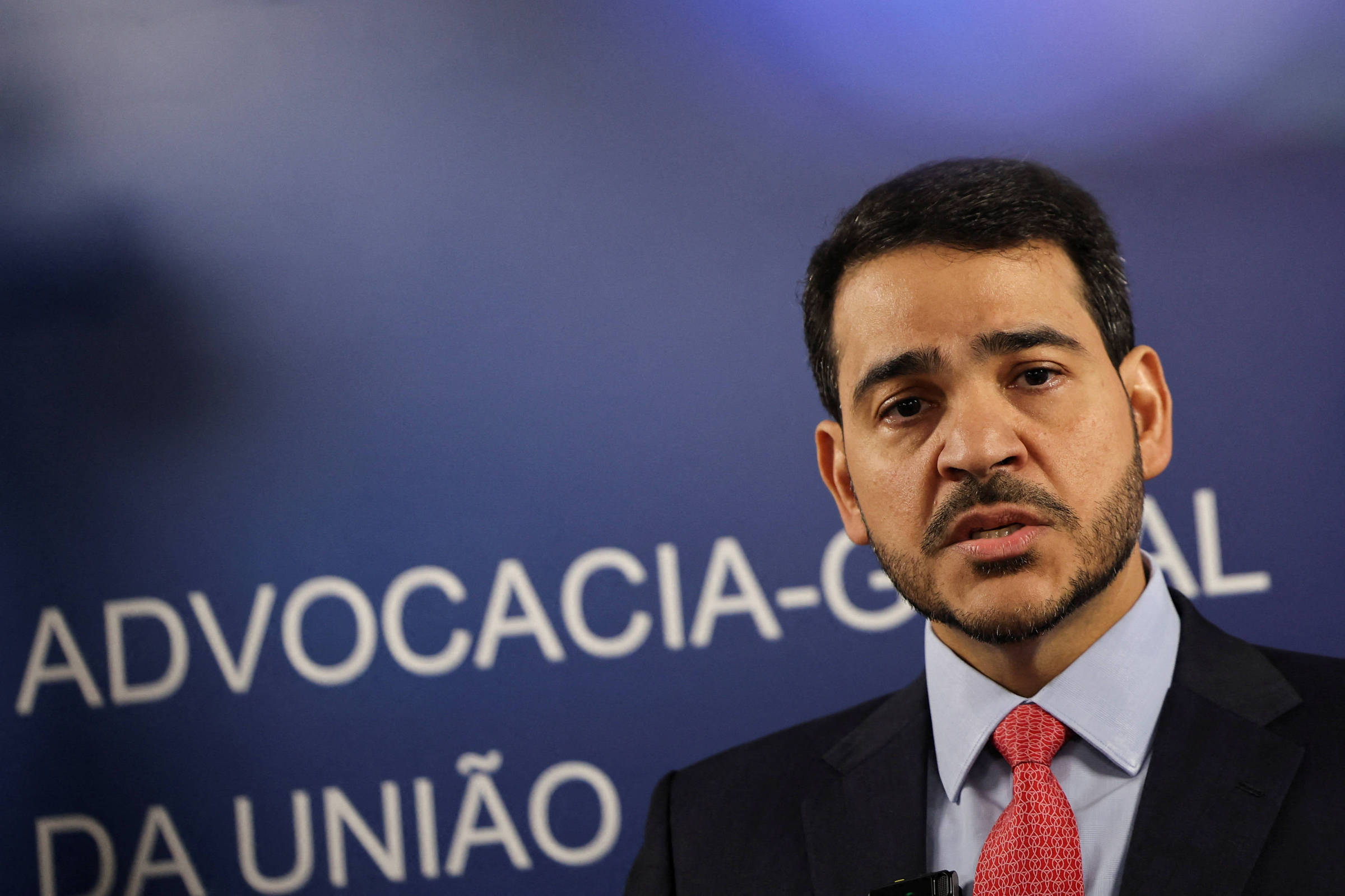 Membros da AGU recebem R$ 1,7 bi em honorários apenas em janeiro Chefe da AGU (Advogado-Geral da União), Jorge Messias, que recebeu R$ 193 mil em honorários fora do teto em janeiro (Foto: Adriano Machado - 01.jul.25/Reuters)