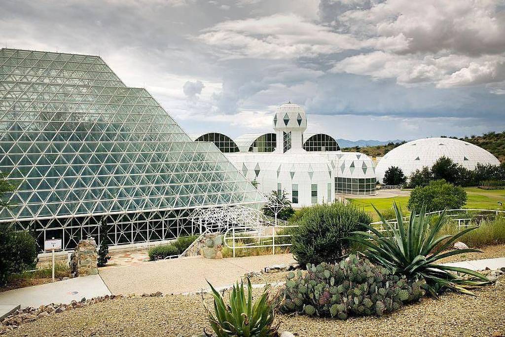 Local no deserto do Arizona onde os oito participantes do experimento Biosfera 2 ficaram (Foto: Getty Images)