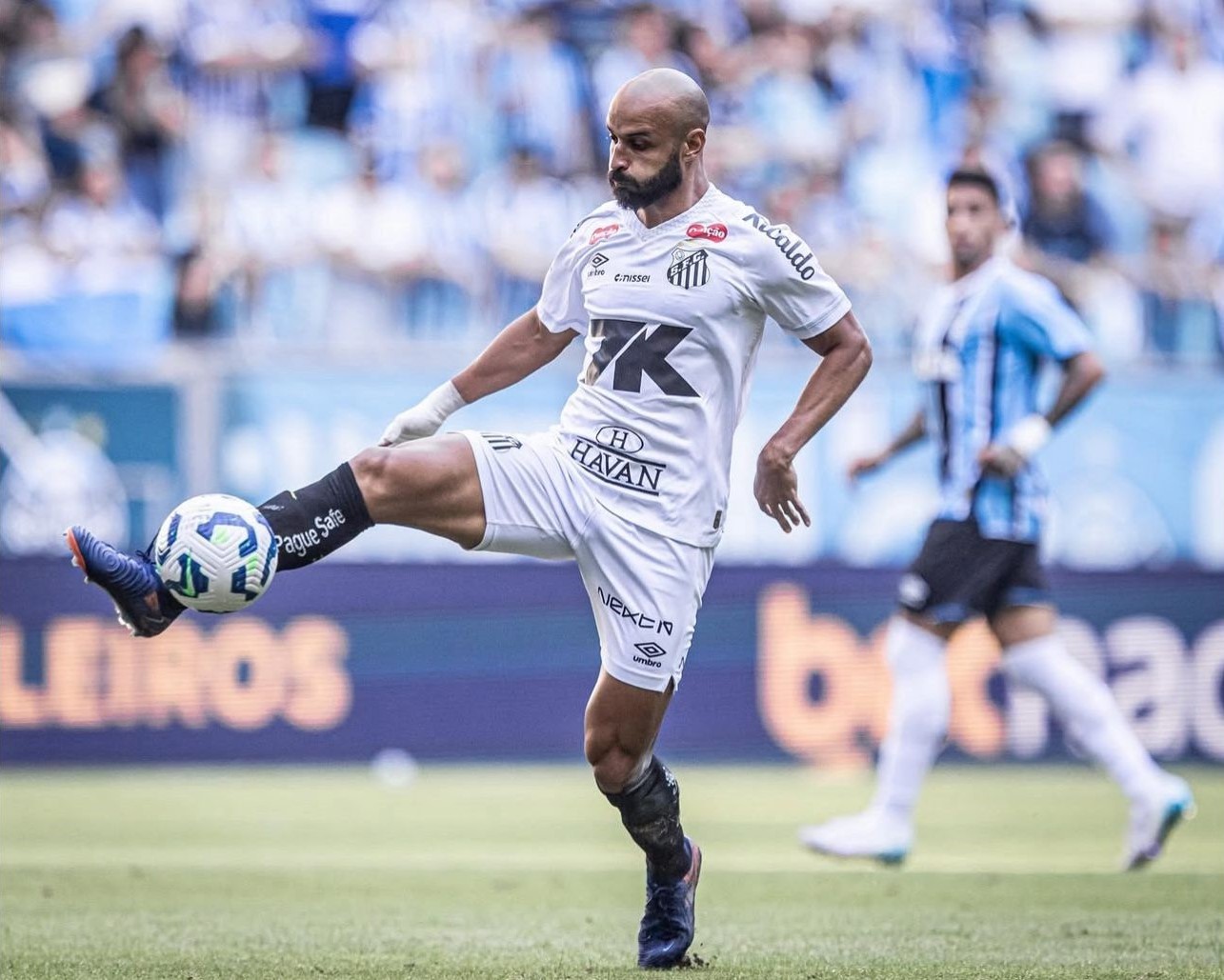 Santos impede transferência de Thaciano e mantém jogador no elenco Foto: Reprodução