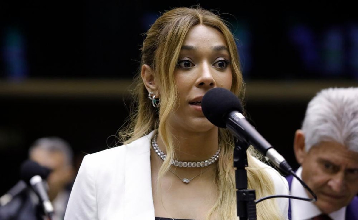 Vereador questiona segurança de Erika Hilton, mas Justiça mantém contrato ativo Deputada federal Erika Hilton (PSOL-SP) (Foto: Mário Agra/Câmara dos Deputados)