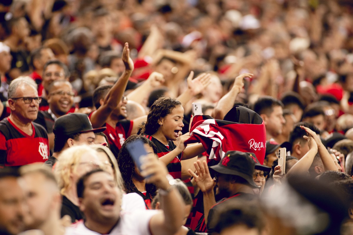 São Paulo e Flamengo lideram com as torcidas mais femininas do Brasil, diz pesquisa Torcida do Flamengo presente no Maracanã (Foto: Adriano Fontes/Flamengo)