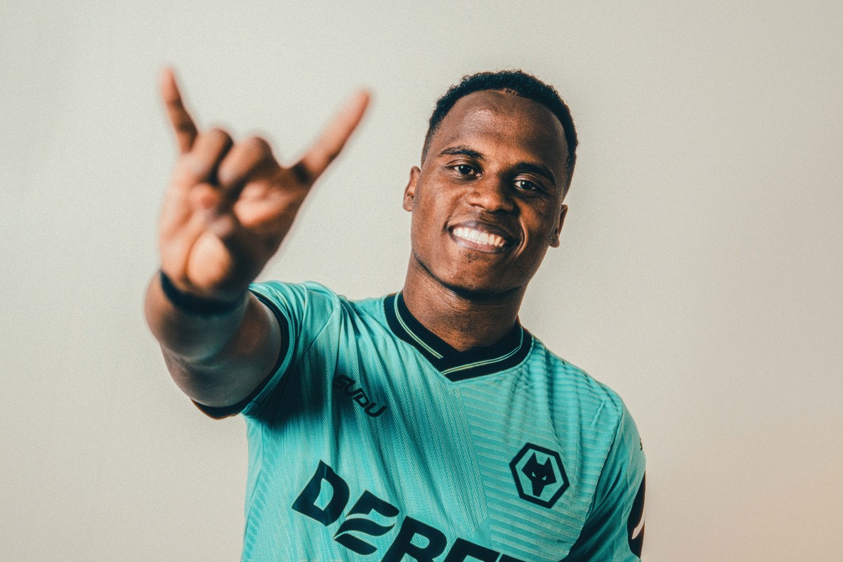 Fluminense busca solução rápida após queda de desempenho sem Arias Arias será camisa 10 do Wolvehampton (Foto: Divulgação)