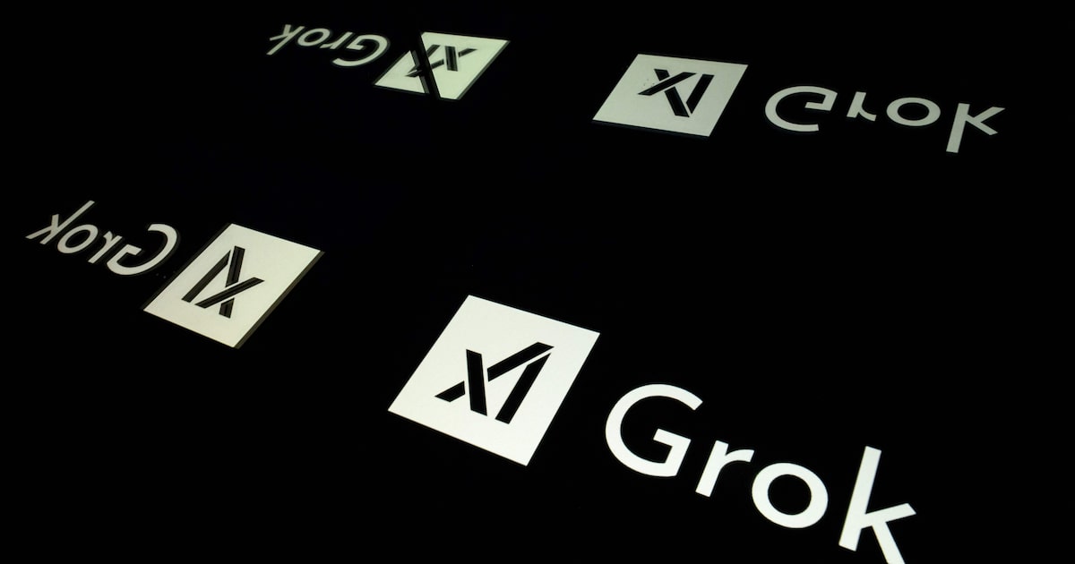 América Latina enfrenta grave atraso em inteligência artificial e ameaça seu futuro Ilustração mostra telas exibindo o logotipo do Grok, um chatbot de inteligência artificial generativa desenvolvido pela empresa americana de inteligência artificial xAI (Foto: Lionel Bonaventure/AFP)