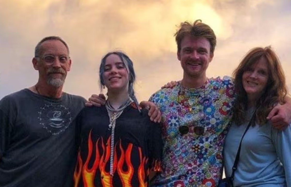 Patrick O’Connell, Billie Eilish, Finneas O’Connell e Maggie Baird (Foto: Instagram)