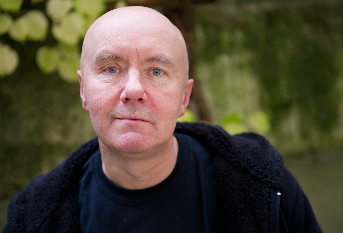 Sequência de 'Trainspotting' é lançada 30 anos após o original de Irvine Welsh Sequência de 'Trainspotting' é lançada 30 anos após o original de Irvine Welsh