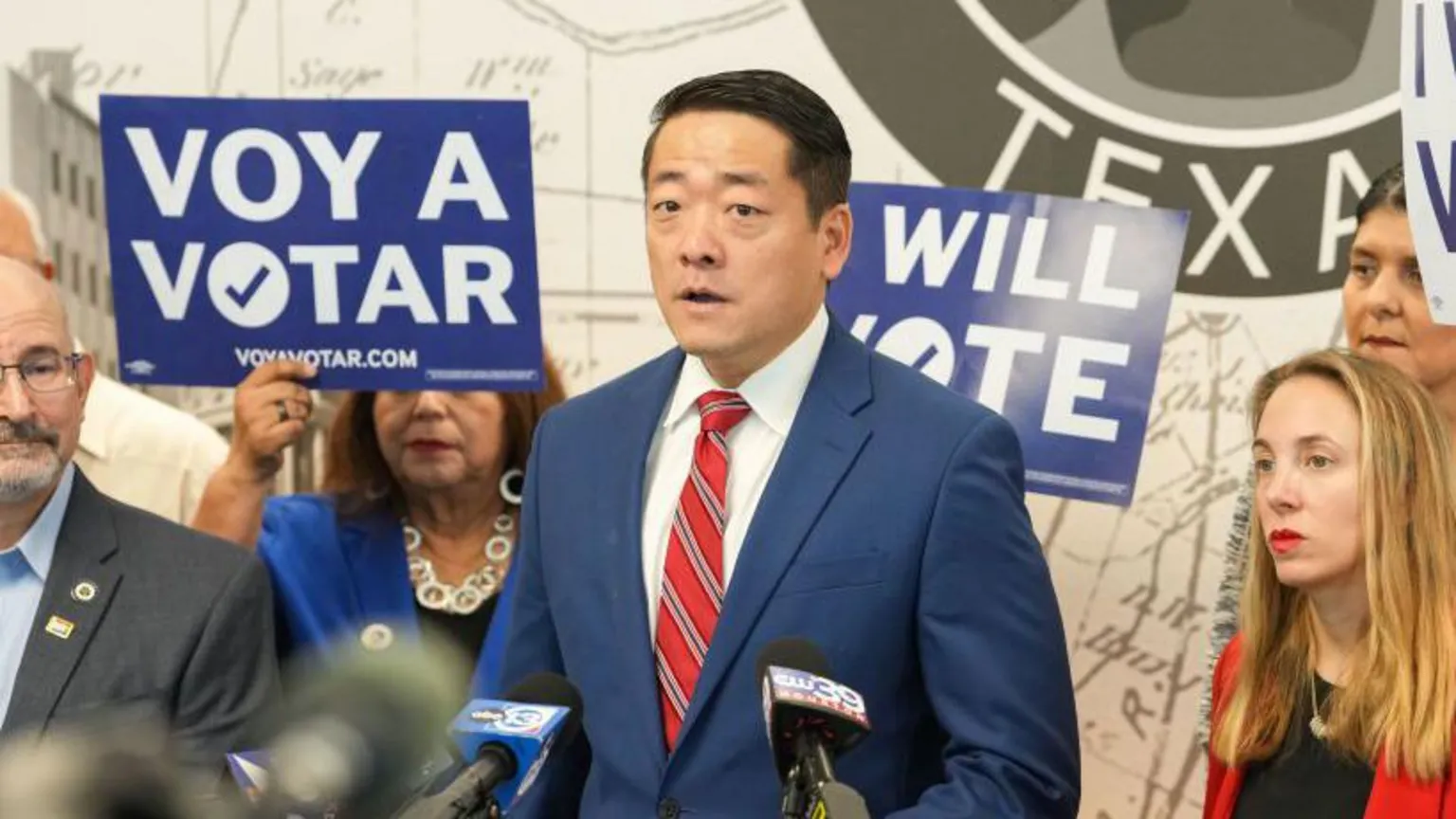 Gene Wu, um legislador estadual democrata em Houston, diz que ele e outros estão "saindo de um sistema manipulado". (Foto: Getty Images)