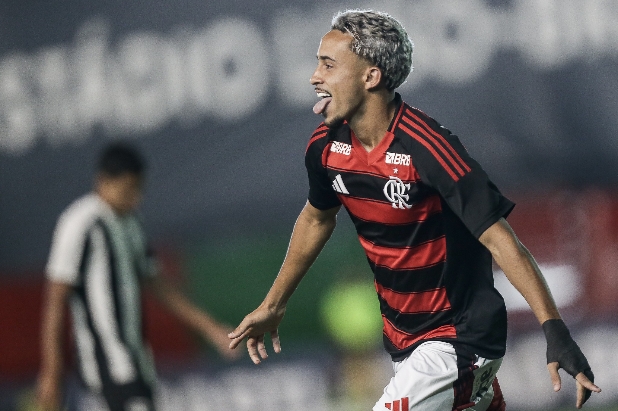 Cruzeiro avança nas negociações para contratar Matheus Gonçalves, do Flamengo Cruzeiro avança nas negociações para contratar Matheus Gonçalves, do Flamengo
