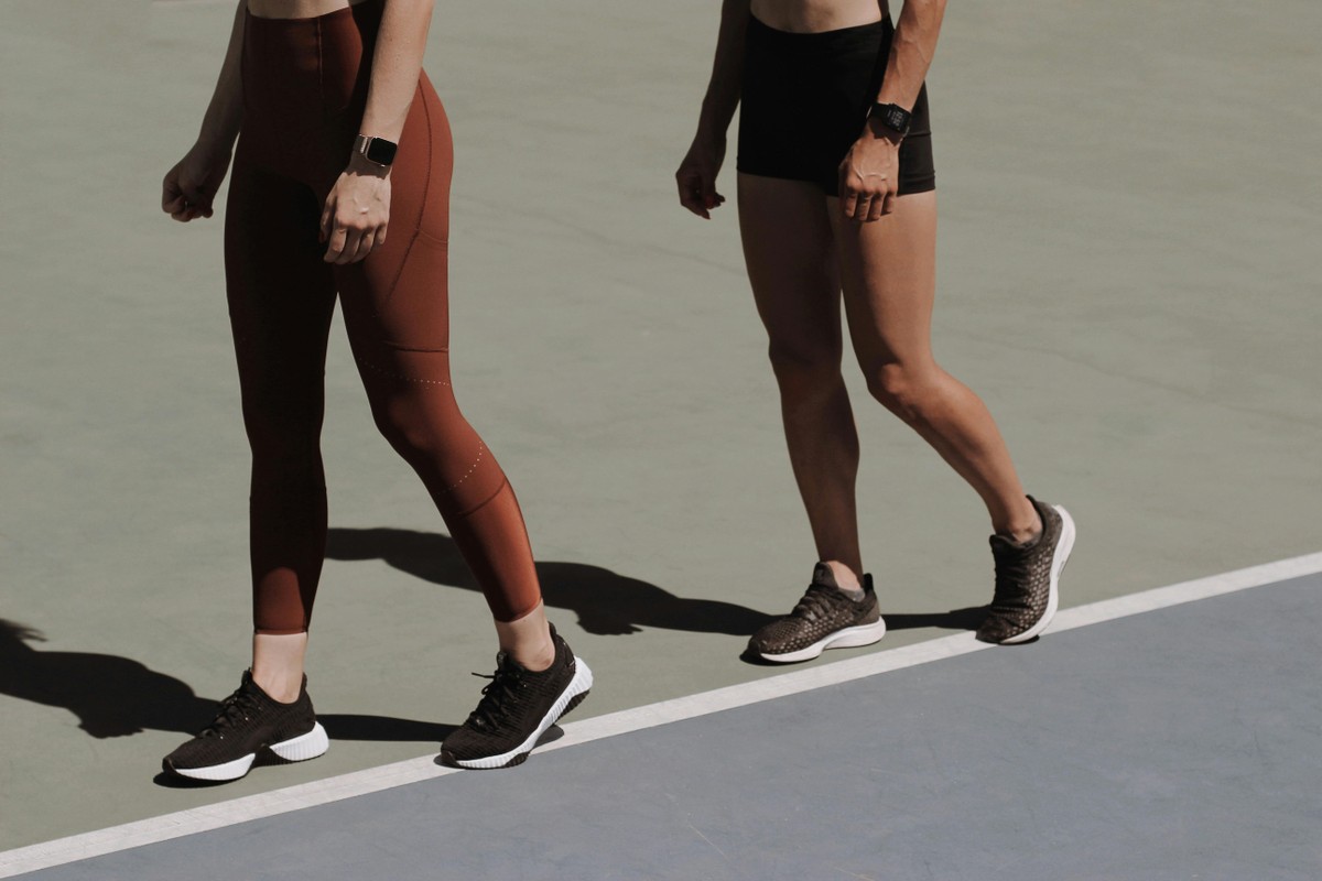 Fazer exercícios pode ser mais fácil com a ajuda certa (Foto: Pexels)