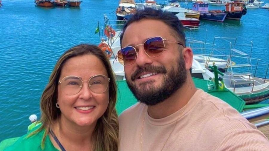 Matteos França Campos e a mãe, Soraya Tatiana Bomfim França. Professora foi morta pelo filho durante discussão (Foto: Reprodução)