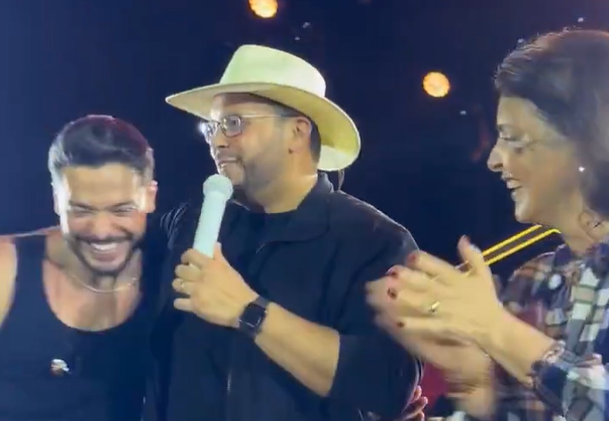 Prefeita de Aracaju anuncia emendas para show de Wesley Safadão com deputado Vídeo em que prefeita afirma que deputado vai usar emendas parlamentares para trazer show do cantor Wesley Safadão repercutiu nas redes sociais (Foto: Reprodução/Redes sociais)