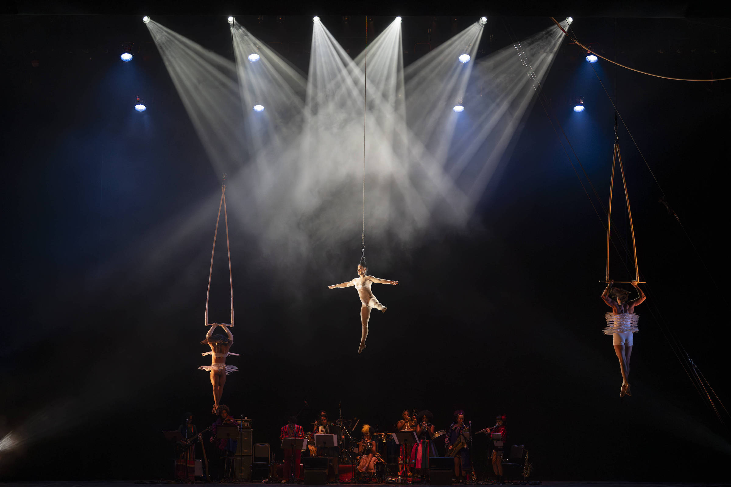 Festival de circo do Sesc SP destaca acrobatas idosos e artistas LGBT+
