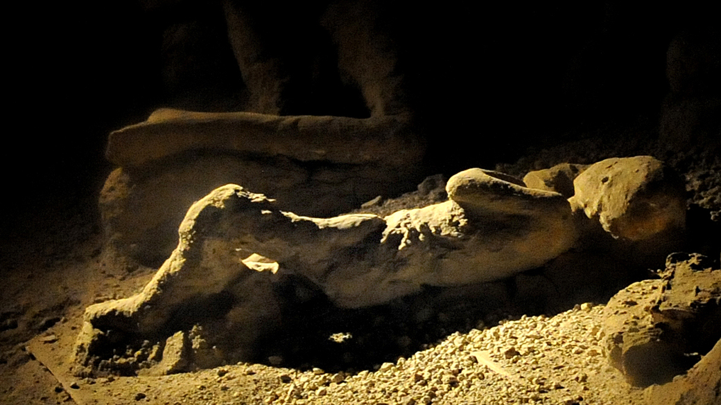 Pompeia é reabitada após erupção, revelam descobertas arqueológicas Além dos corpos petrificados de vítimas da erupção, novas escavações revelam que sobreviventes voltaram a viver entre as ruínas de Pompeia por séculos após a tragédia. (Foto: AFP/VEJA)