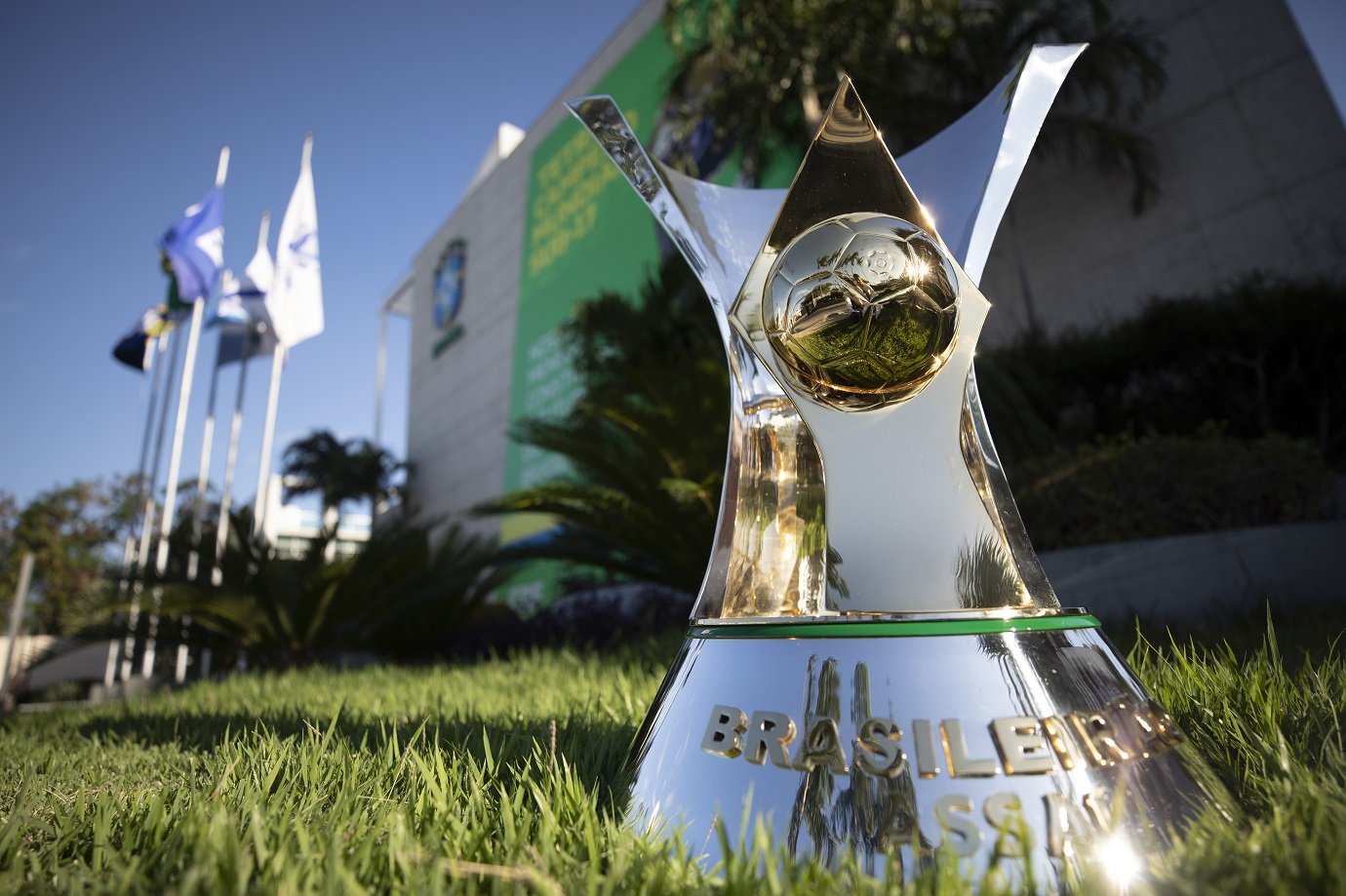 Reconhecimento facial se torna obrigatório nos estádios do Brasileirão 2025 Mundial de Clubes 2025: quem são os brasileiros do Chelsea e PSG brigam pelo título (Foto: Reprodução)