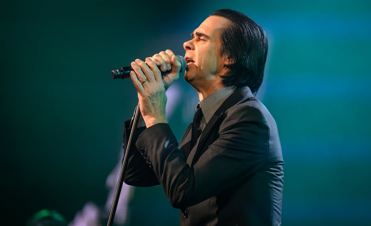 Nick Cave, no dia 15 de novembro, em um concerto em Birmingham (Reino Unido). (Foto: Katja Ogrin/Redferns)