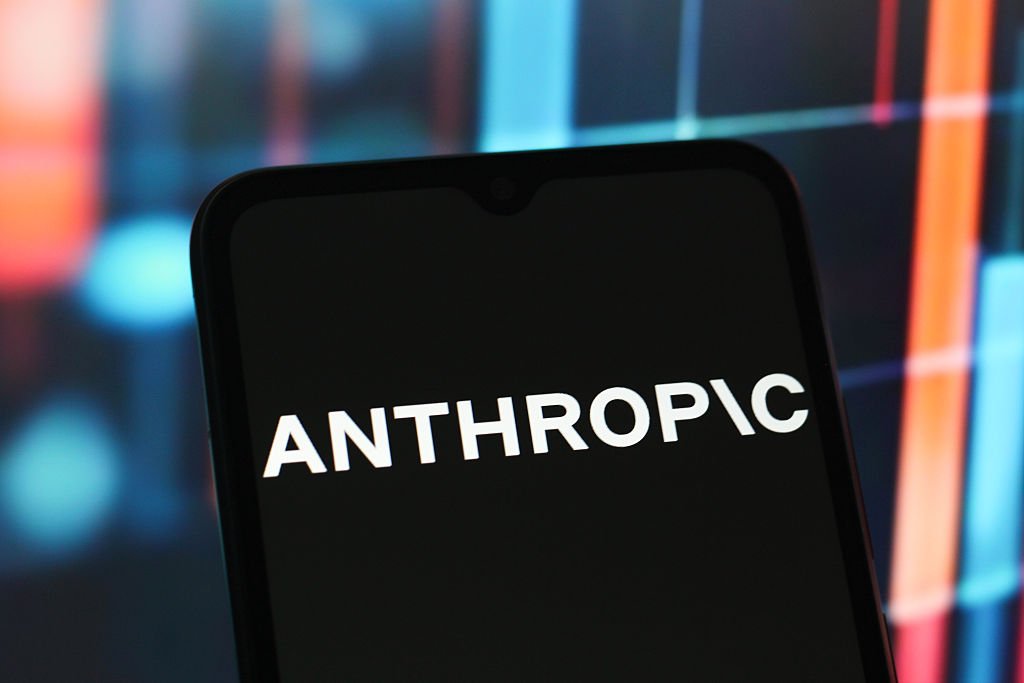Anthropic destaca riscos éticos da IA em situações críticas para seus objetivos Comportamento desalinhado não é exclusividade de um modelo ou outro e deve ser cuidadosamente considerado com a ampliação do uso de agentes de IA (Foto: Thomas Fuller/Getty Images)