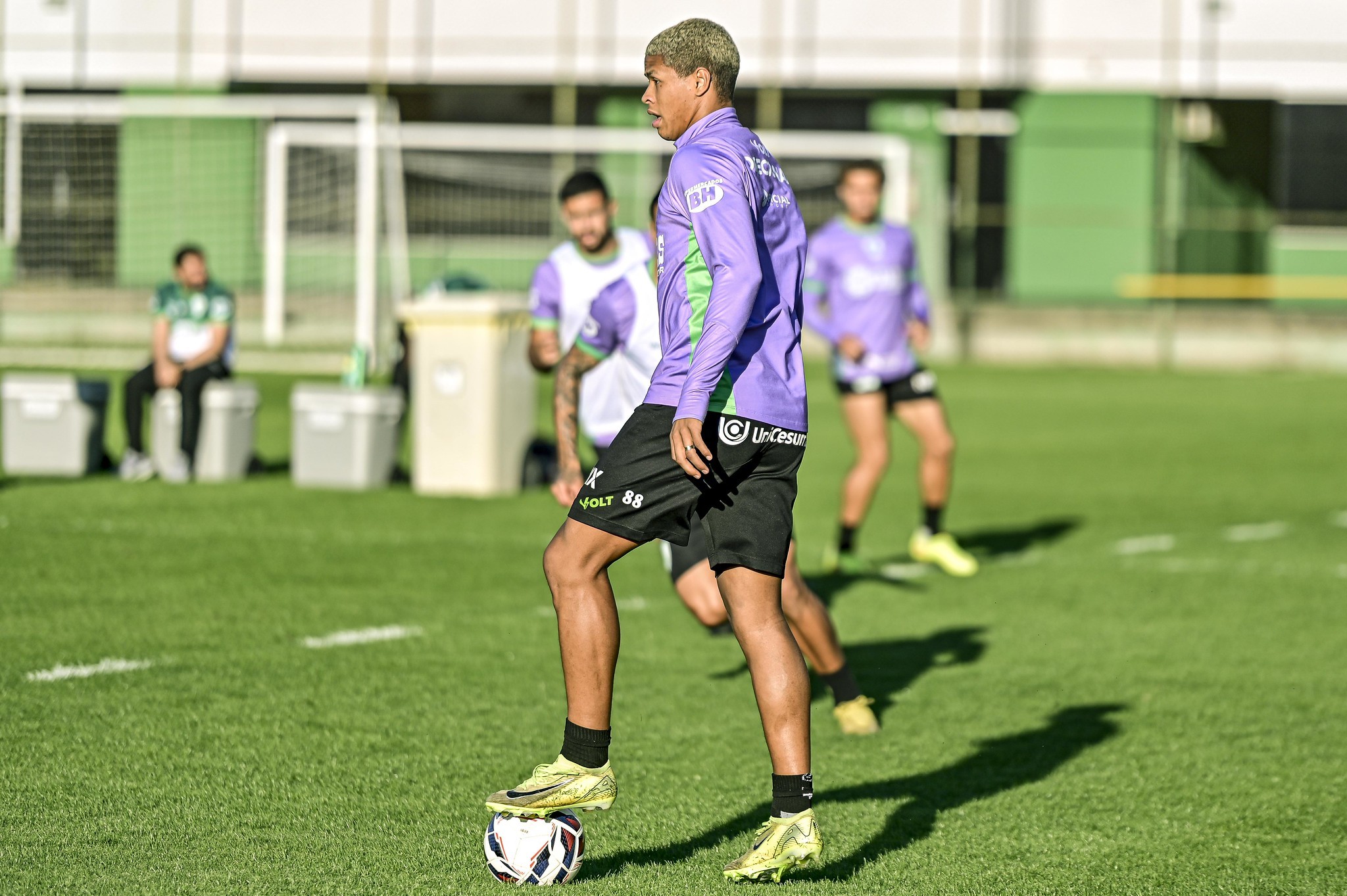 Vasco rejeita propostas do Cruzeiro e aposta na valorização de volante emprestado Foto: Reprodução